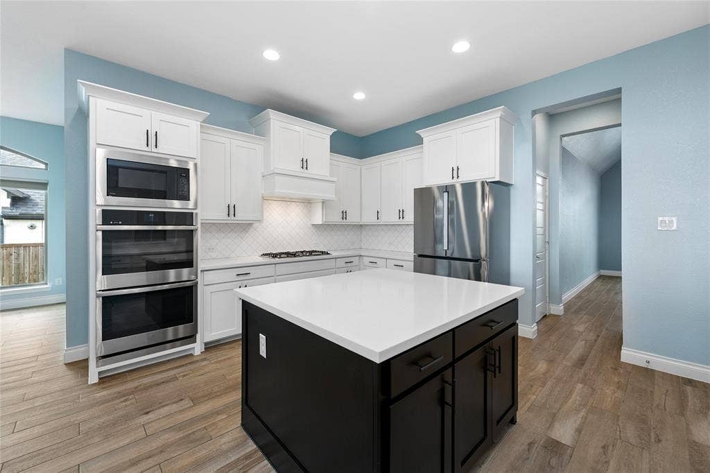 7013 Salmon Springs Drive, Argyle, TX 76226 7013 Salmon Springs Drive, Argyle, TX 76226