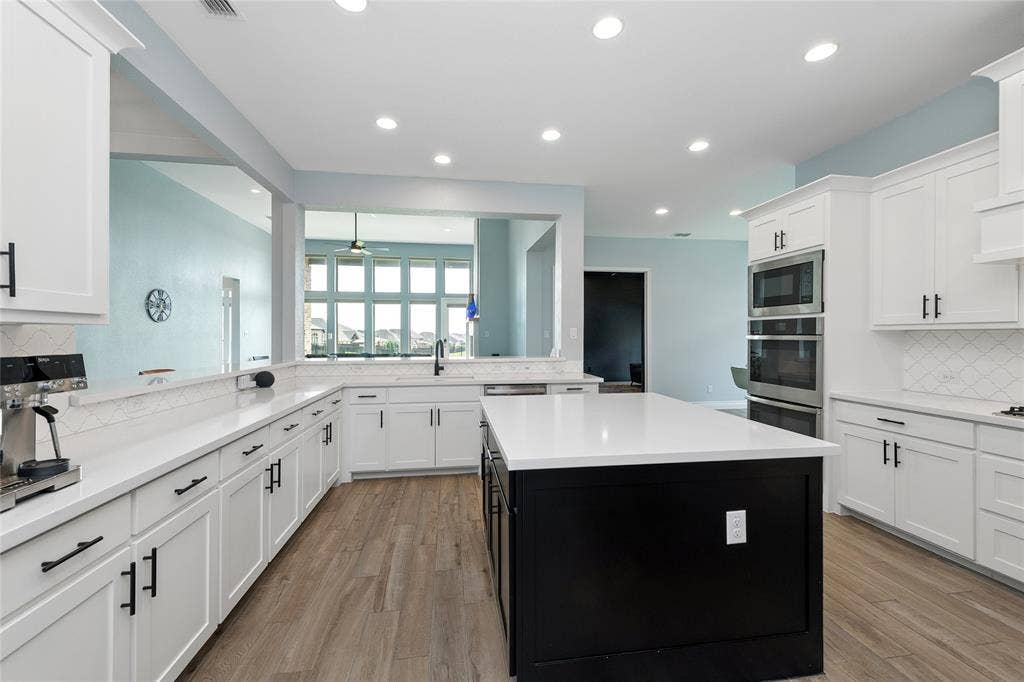 7013 Salmon Springs Drive, Argyle, TX 76226 7013 Salmon Springs Drive, Argyle, TX 76226