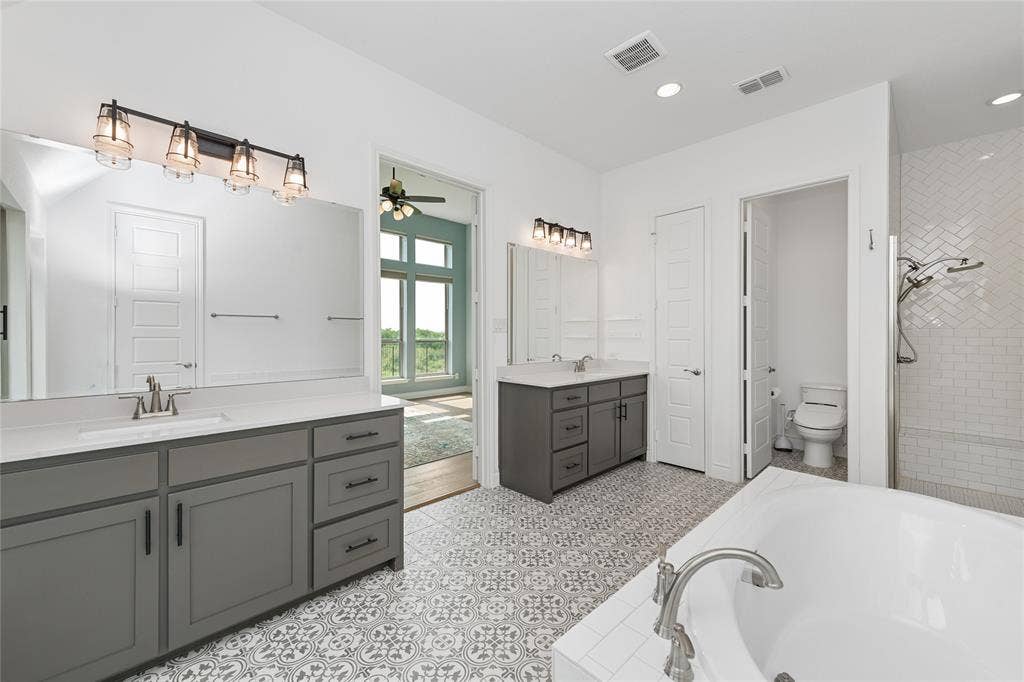 7013 Salmon Springs Drive, Argyle, TX 76226 7013 Salmon Springs Drive, Argyle, TX 76226