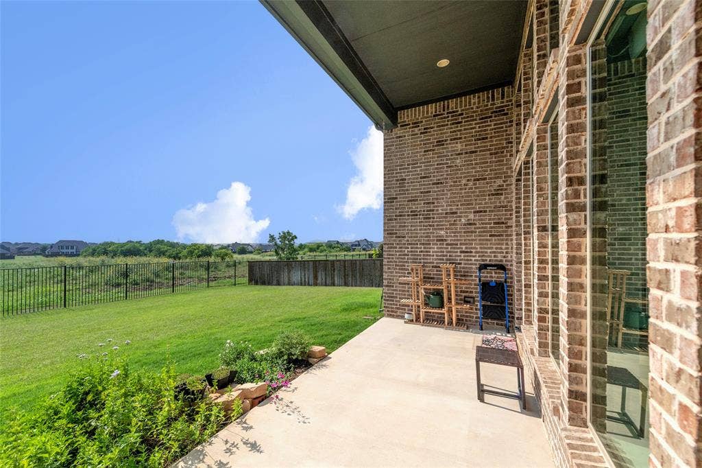 7013 Salmon Springs Drive, Argyle, TX 76226 7013 Salmon Springs Drive, Argyle, TX 76226