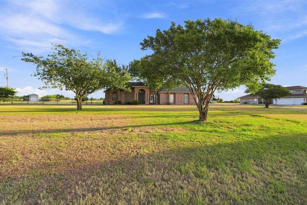 431 Mcalpin Road, Midlothian, TX 76065 431 Mcalpin Road, Midlothian, TX 76065