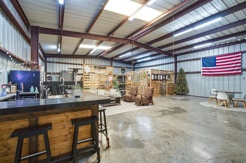 431 Mcalpin Road, Midlothian, TX 76065 431 Mcalpin Road, Midlothian, TX 76065