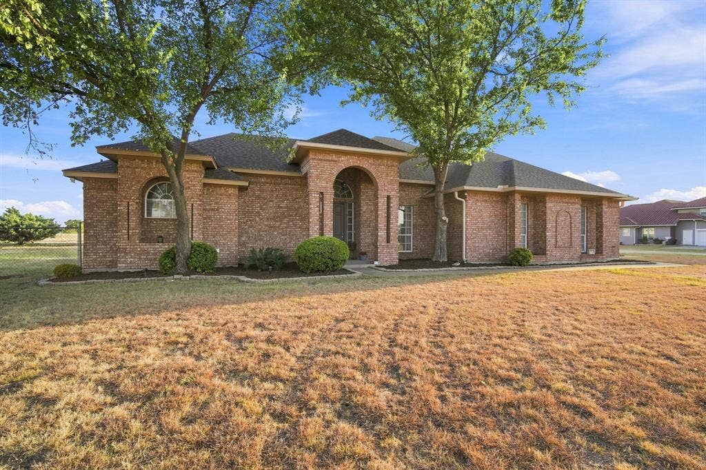 431 Mcalpin Road, Midlothian, TX 76065 431 Mcalpin Road, Midlothian, TX 76065