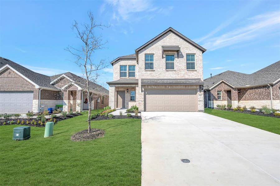 Property photo for 7021 Butterfield Drive, Sanger, TX