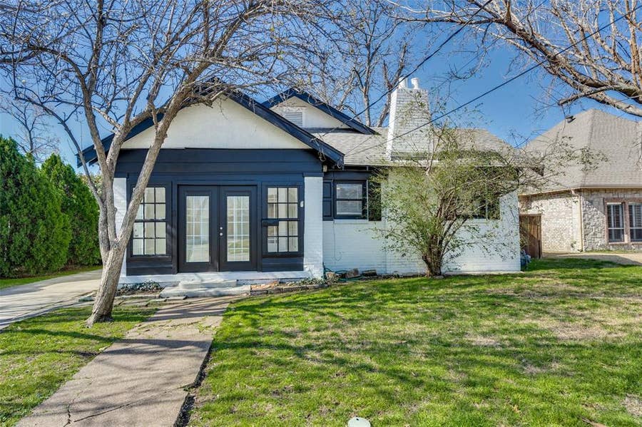 Property photo for 5011 Parkland Avenue, Dallas, TX
