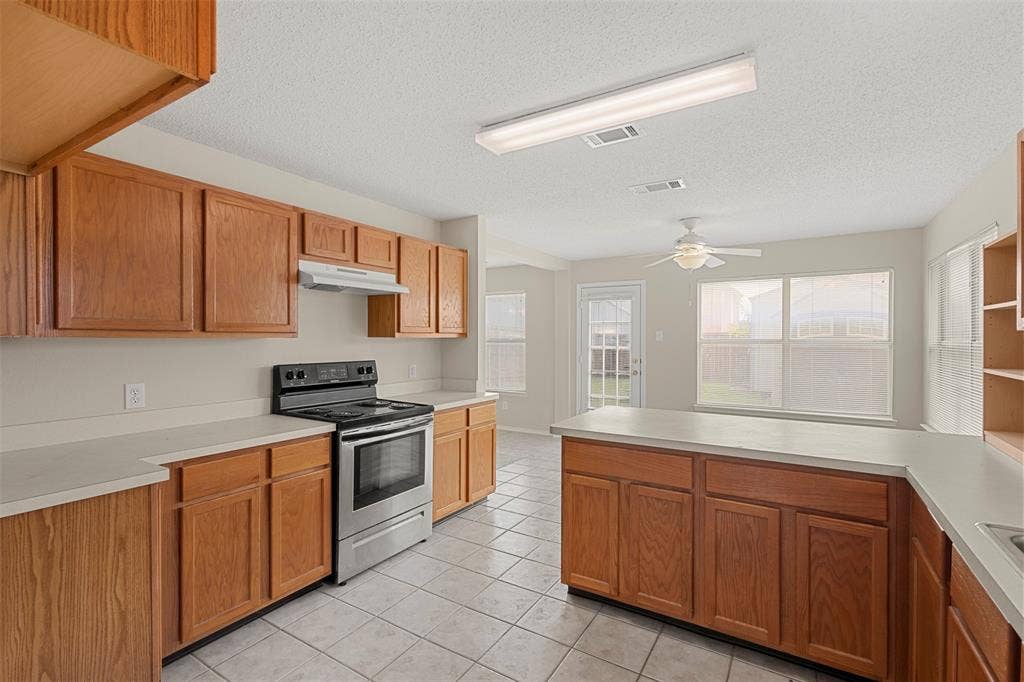 308 Valley Ridge Drive, Red Oak, TX 75154 308 Valley Ridge Drive, Red Oak, TX 75154