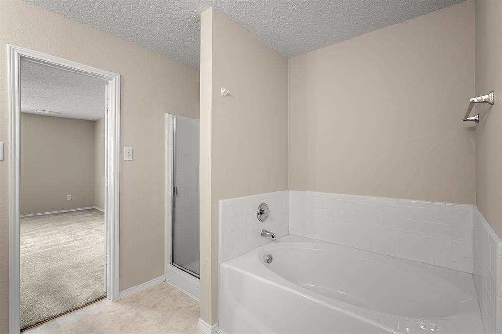 308 Valley Ridge Drive, Red Oak, TX 75154 308 Valley Ridge Drive, Red Oak, TX 75154