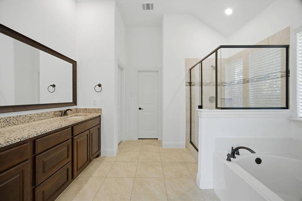 3909 Whitman Drive, Rockwall, TX 75087 3909 Whitman Drive, Rockwall, TX 75087