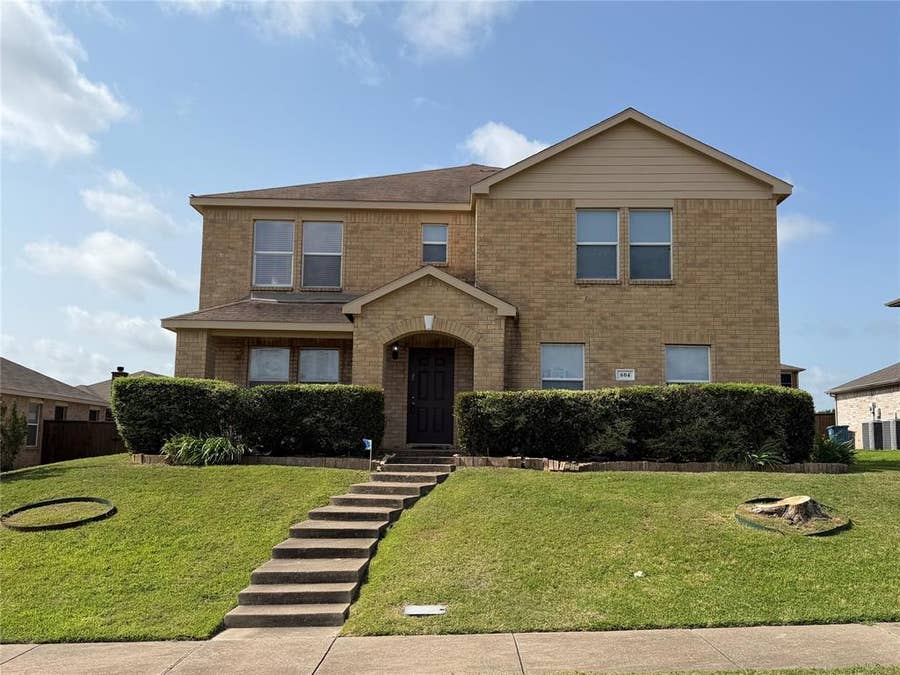 Property photo for 604 Trillium Lane, DeSoto, TX