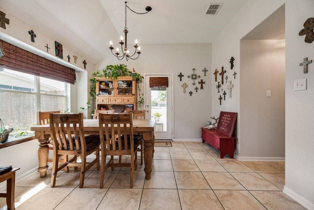 13708 Trail Break Drive, Fort Worth, TX 76052