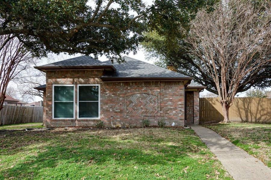 Property photo for 613 Purple Sage Trail, Mesquite, TX