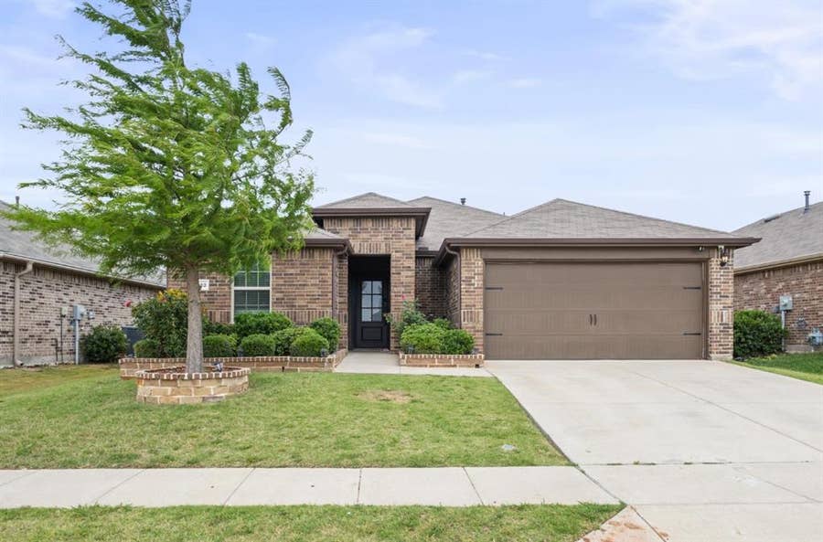 Property photo for 2222 KINGFISHER, Crandall, TX