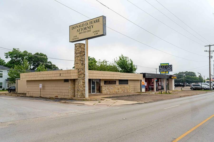 Property photo for 721 W Division Street, Arlington, TX
