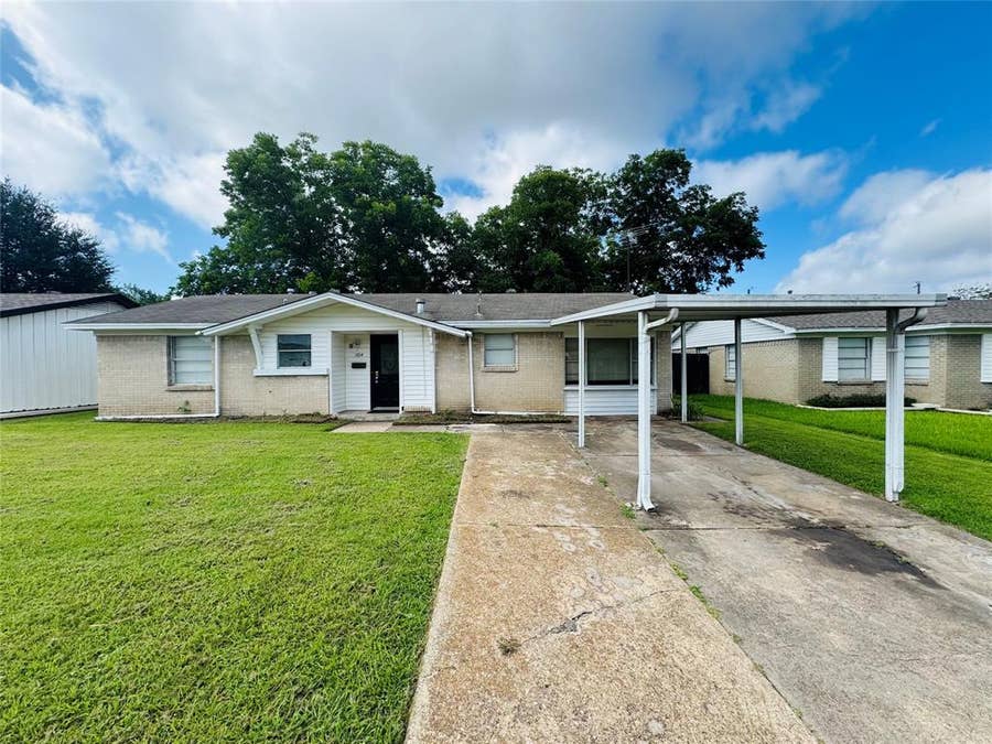 Property photo for 1104 Ashland Drive, Mesquite, TX