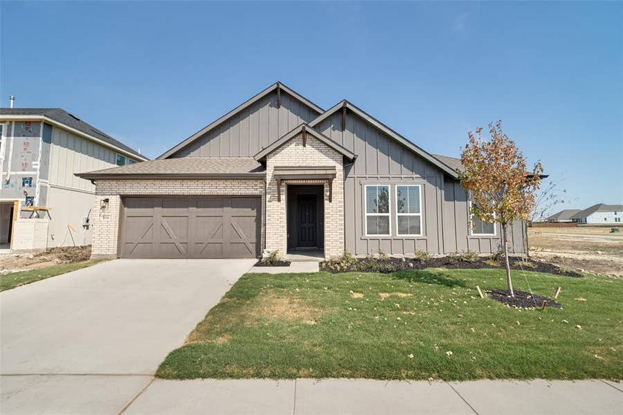 Property photo for 104 Cayenne Road, Aledo, TX