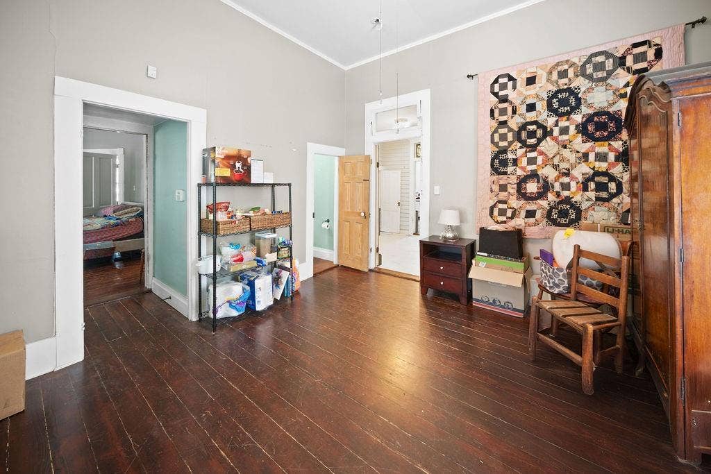 526 W Houston Street, Tyler, TX 75702 526 W Houston Street, Tyler, TX 75702