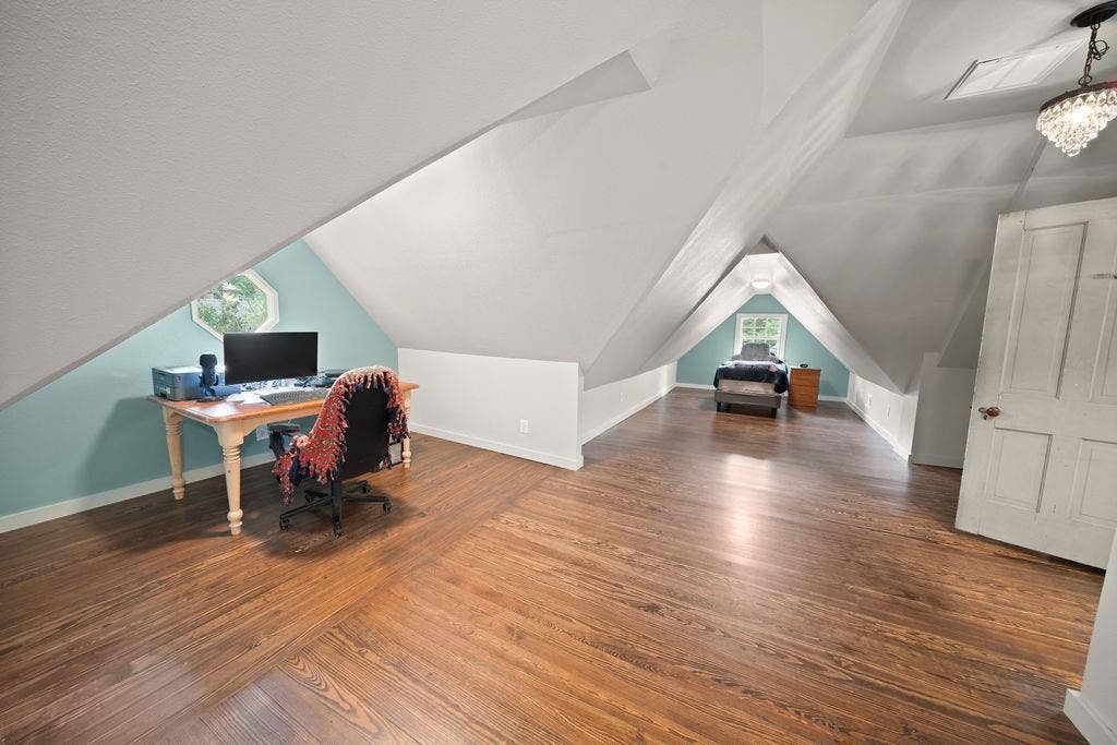 526 W Houston Street, Tyler, TX 75702 526 W Houston Street, Tyler, TX 75702