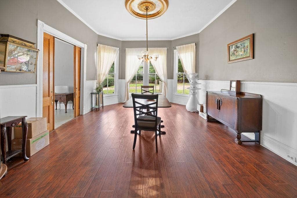 526 W Houston Street, Tyler, TX 75702 526 W Houston Street, Tyler, TX 75702