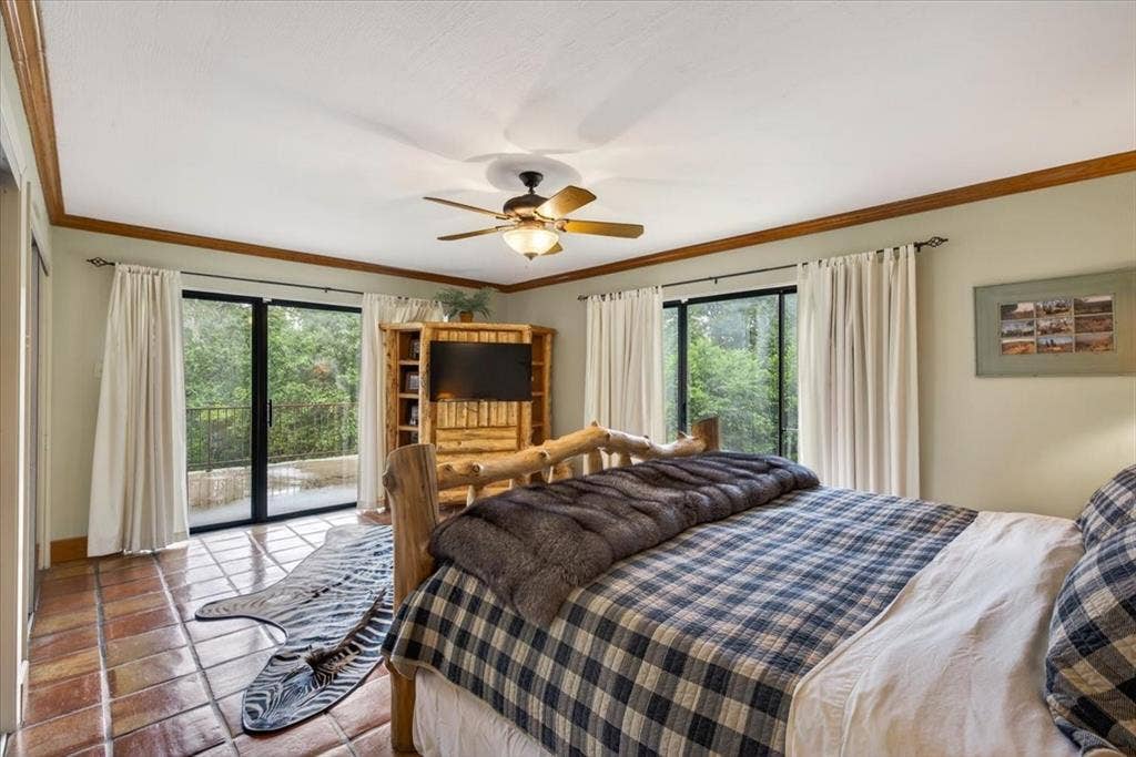 906 Valle Vista Drive, Athens, TX 75751 906 Valle Vista Drive, Athens, TX 75751