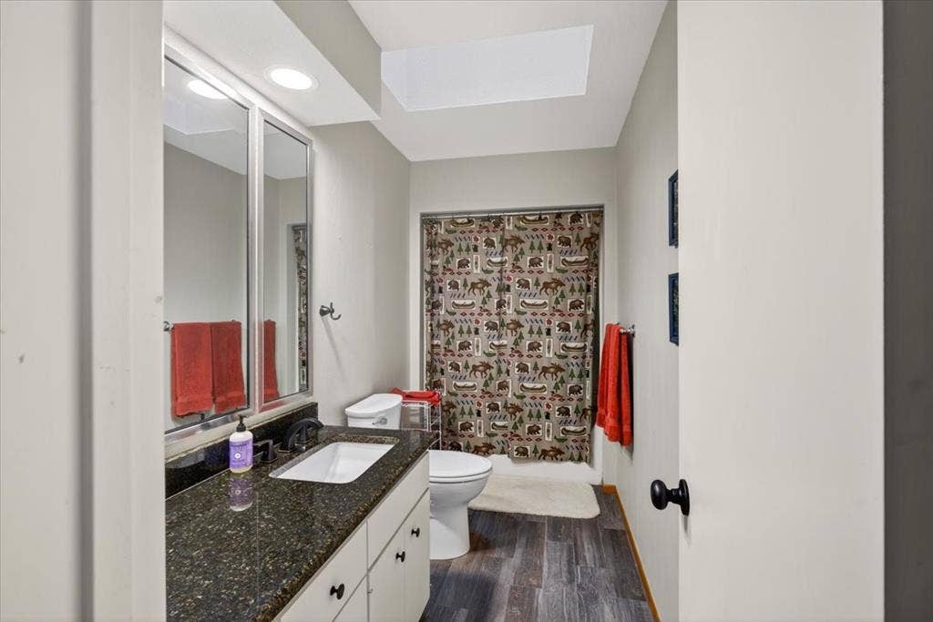 906 Valle Vista Drive, Athens, TX 75751 906 Valle Vista Drive, Athens, TX 75751
