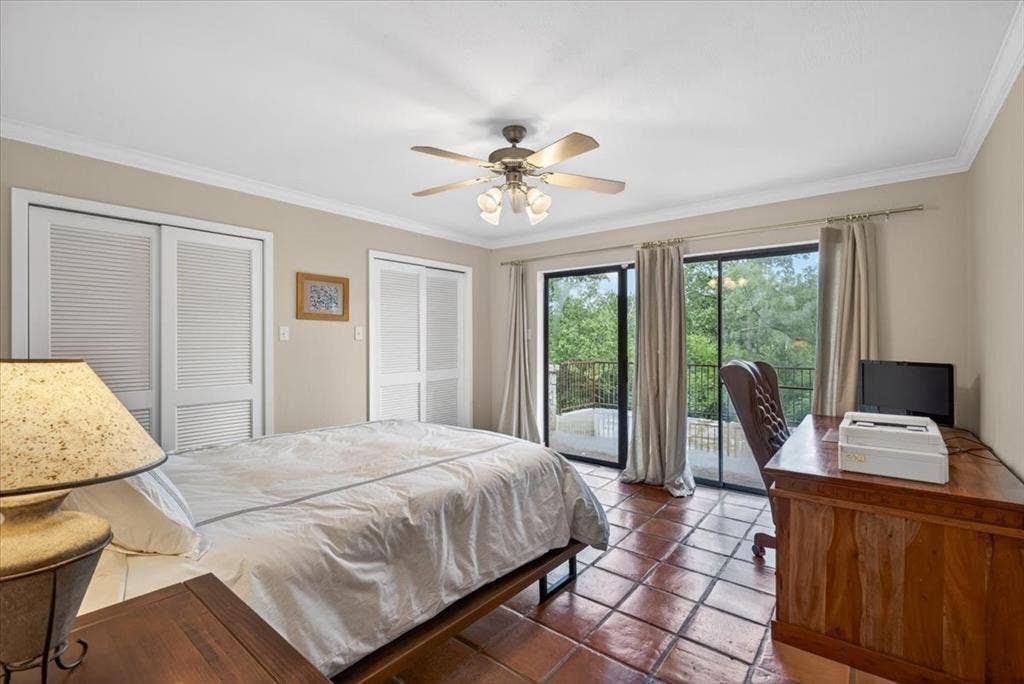 906 Valle Vista Drive, Athens, TX 75751 906 Valle Vista Drive, Athens, TX 75751