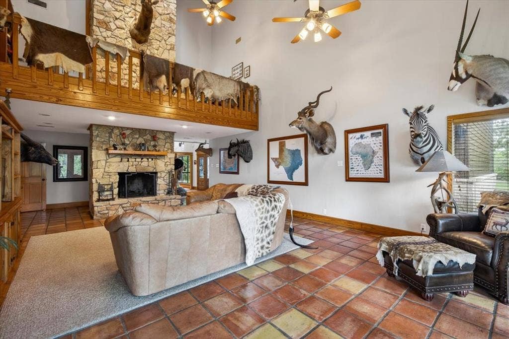906 Valle Vista Drive, Athens, TX 75751 906 Valle Vista Drive, Athens, TX 75751