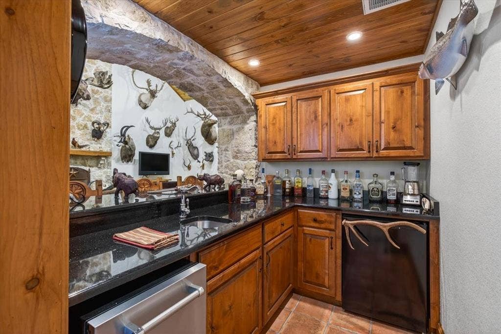 906 Valle Vista Drive, Athens, TX 75751 906 Valle Vista Drive, Athens, TX 75751