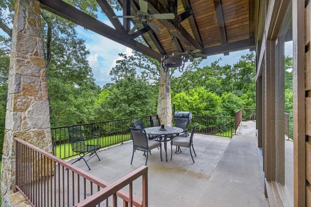906 Valle Vista Drive, Athens, TX 75751 906 Valle Vista Drive, Athens, TX 75751