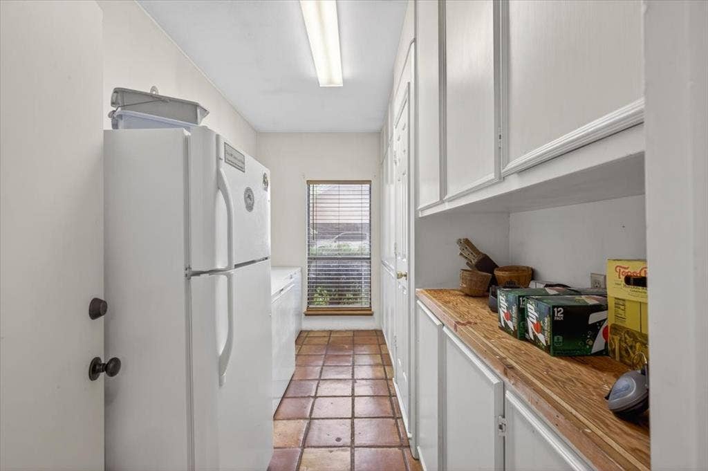 906 Valle Vista Drive, Athens, TX 75751 906 Valle Vista Drive, Athens, TX 75751