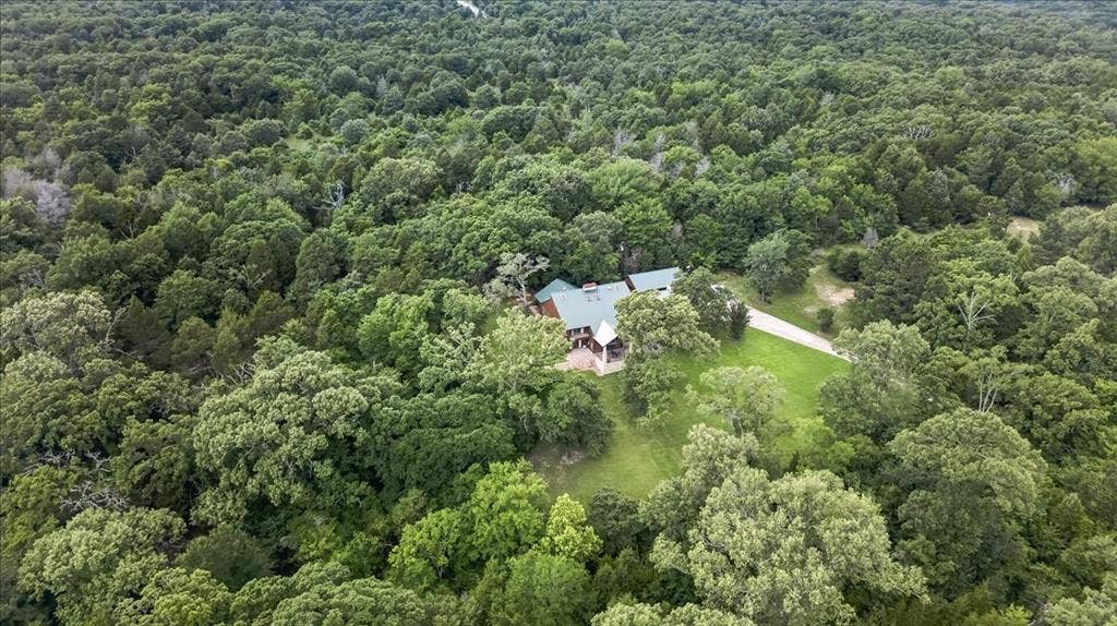 906 Valle Vista Drive, Athens, TX 75751 906 Valle Vista Drive, Athens, TX 75751