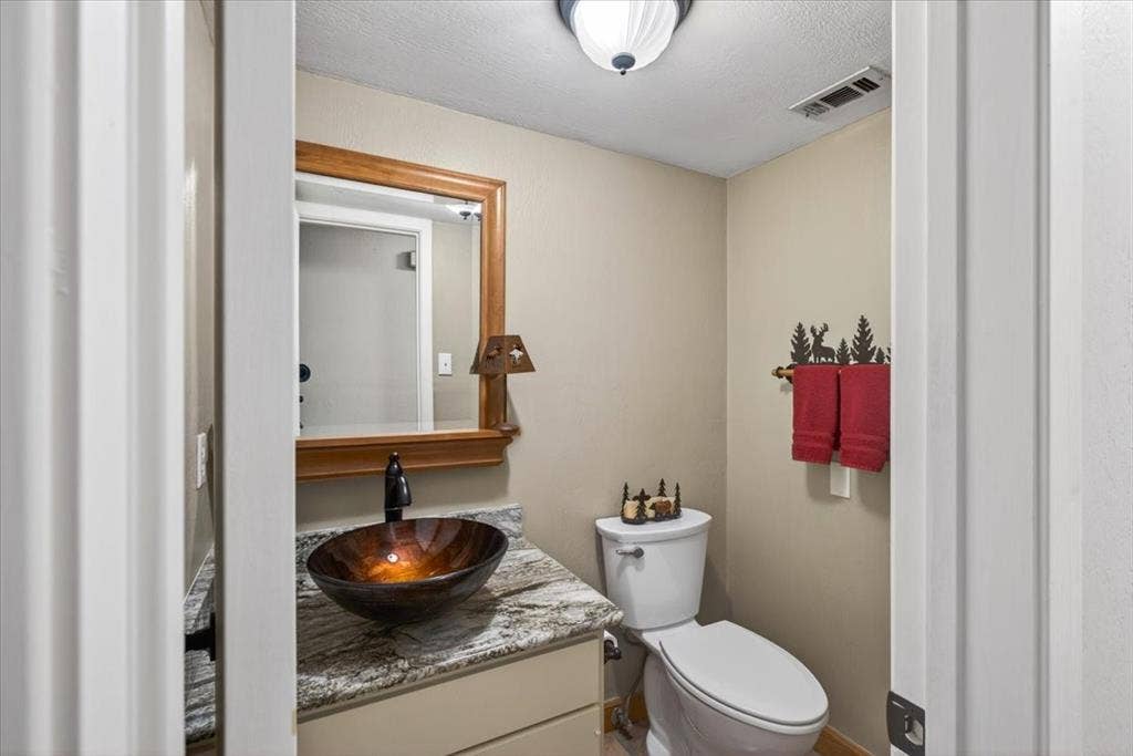 906 Valle Vista Drive, Athens, TX 75751 906 Valle Vista Drive, Athens, TX 75751