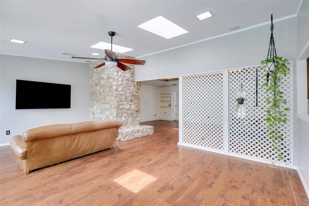 3329 Whiffletree Drive, Plano, TX 75023 3329 Whiffletree Drive, Plano, TX 75023