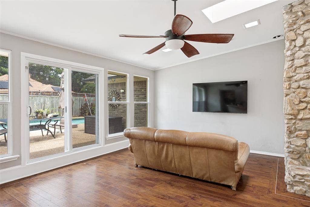 3329 Whiffletree Drive, Plano, TX 75023 3329 Whiffletree Drive, Plano, TX 75023