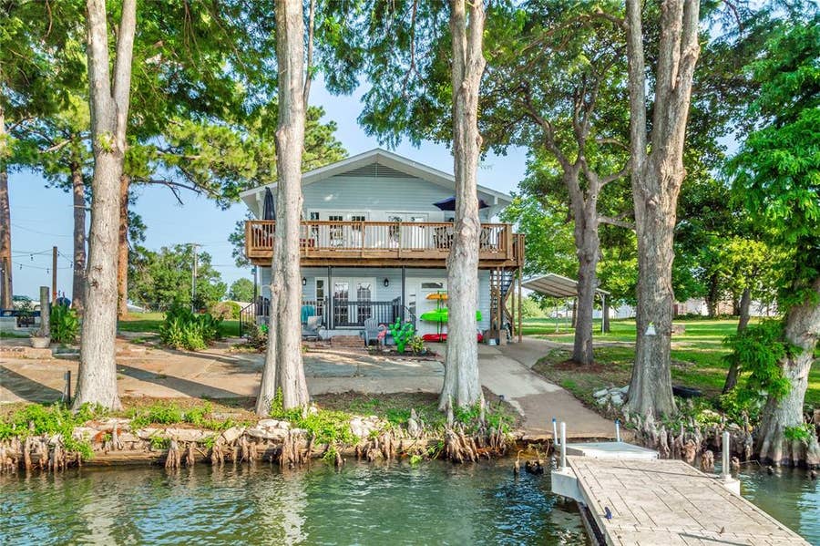 Property photo for 2100 Mason Lane, Tool, TX