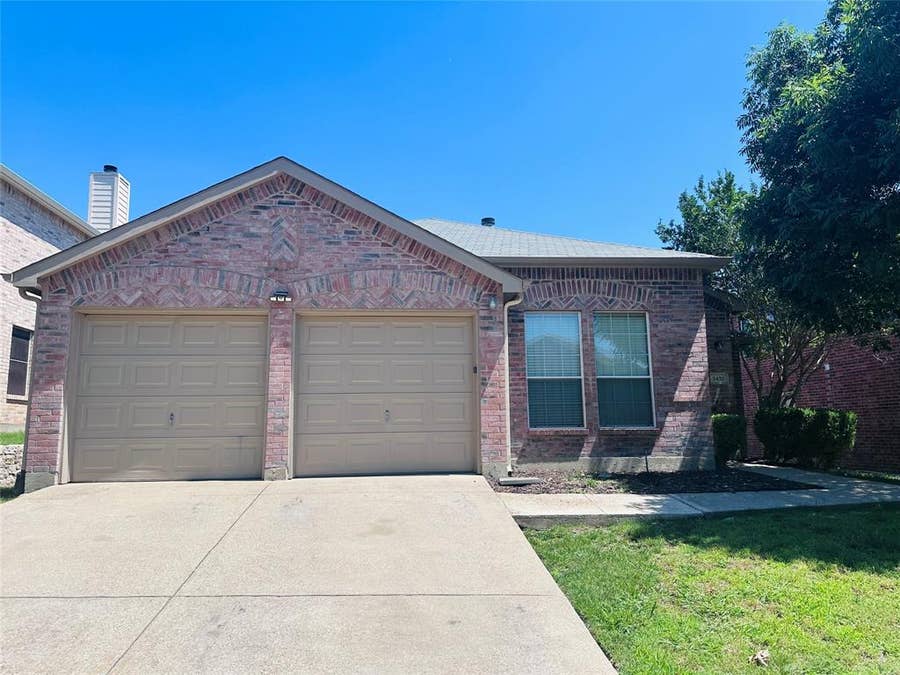 Property photo for 2432 Spoonbill Court, Mesquite, TX