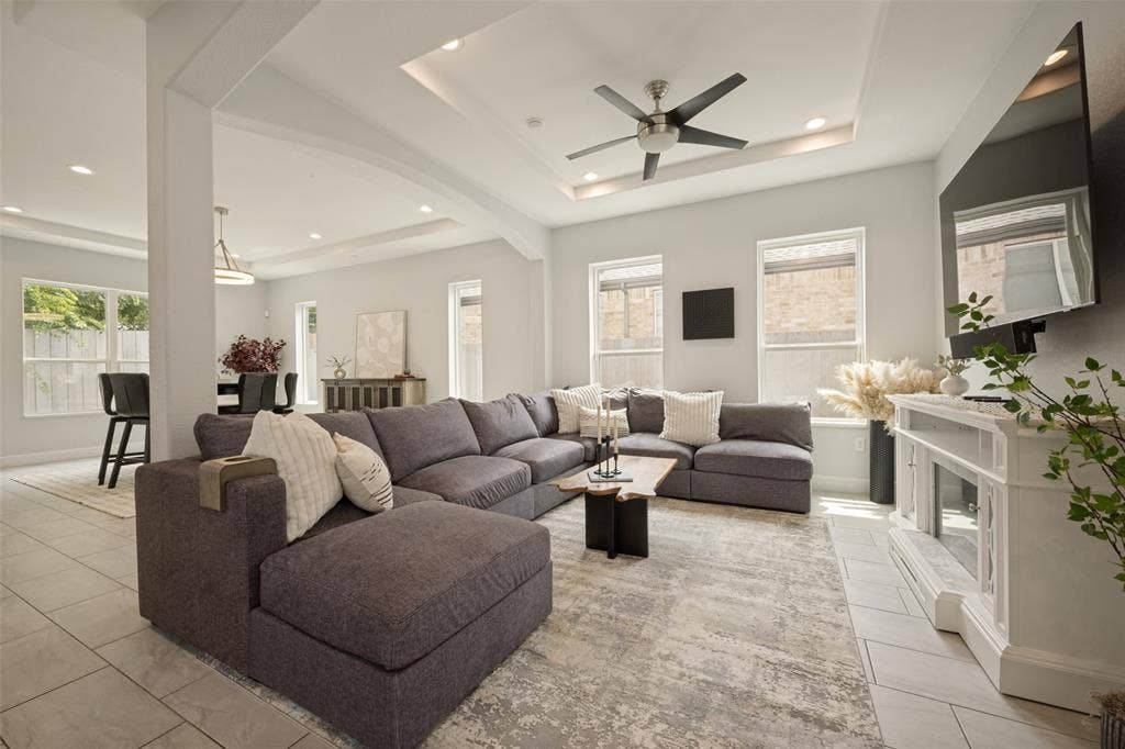 110 Cedar Lane, Roanoke, TX 76262 110 Cedar Lane, Roanoke, TX 76262