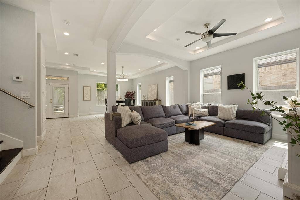 110 Cedar Lane, Roanoke, TX 76262 110 Cedar Lane, Roanoke, TX 76262