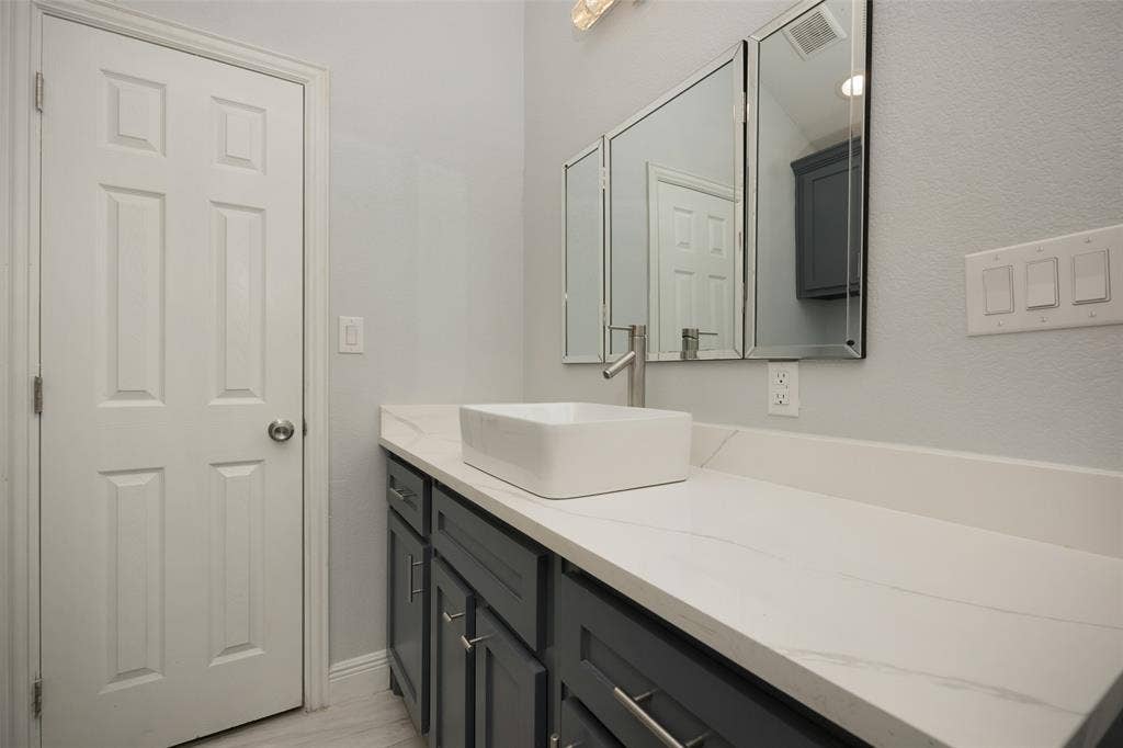 110 Cedar Lane, Roanoke, TX 76262 110 Cedar Lane, Roanoke, TX 76262
