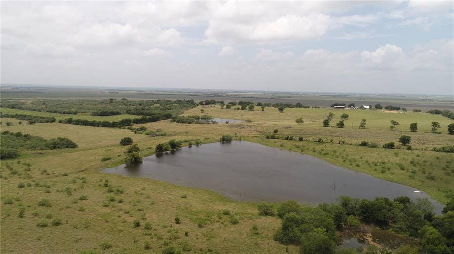Property photo for 1191 J B Vandiver Loop, Moody, TX