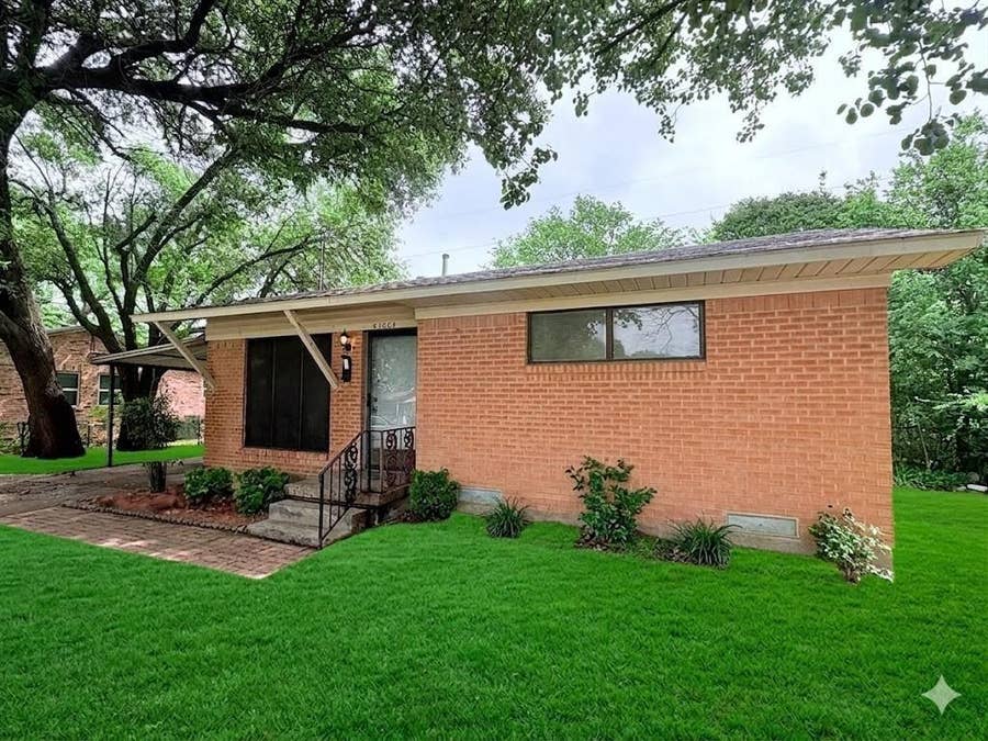 Property photo for 1004 Powell Road, Mesquite, TX