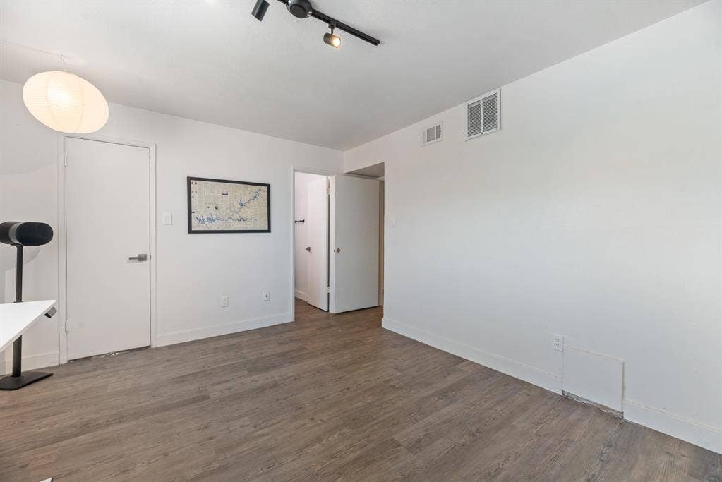 8069 Meadow Road, #216, Dallas, TX 75231 8069 Meadow Road, #216, Dallas, TX 75231