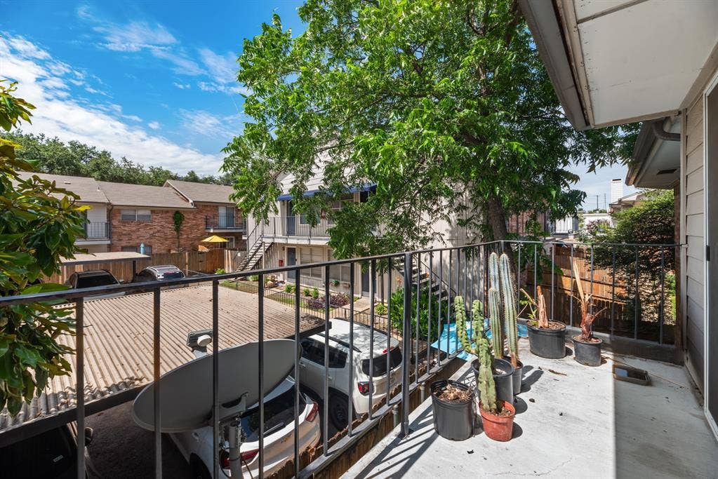 8069 Meadow Road, #216, Dallas, TX 75231 8069 Meadow Road, #216, Dallas, TX 75231