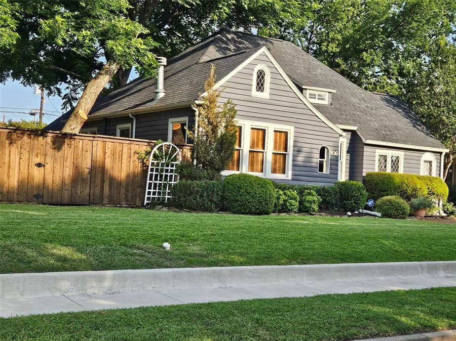 Property photo for 306 Harbin Avenue, Waxahachie, TX