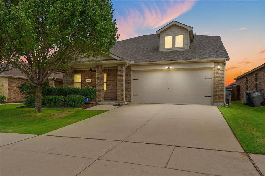 Property photo for 1008 Platinum Drive, Princeton, TX