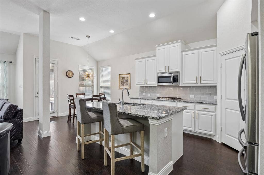 15813 High Line Drive, Prosper, TX 75078