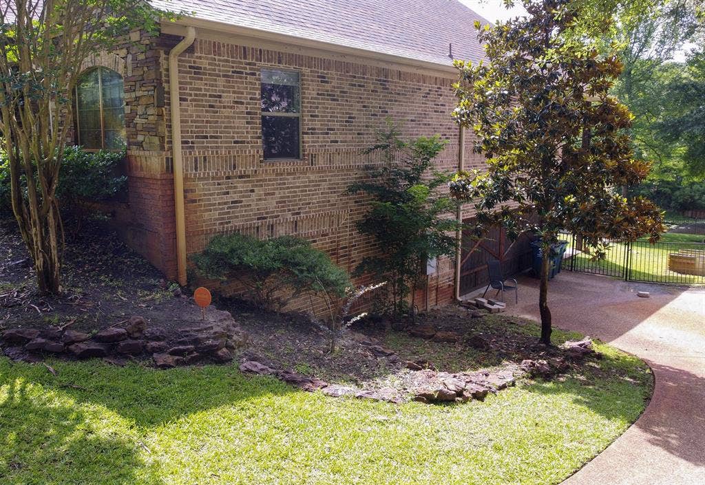 5200 Bayshore Drive, Athens, TX 75752 5200 Bayshore Drive, Athens, TX 75752