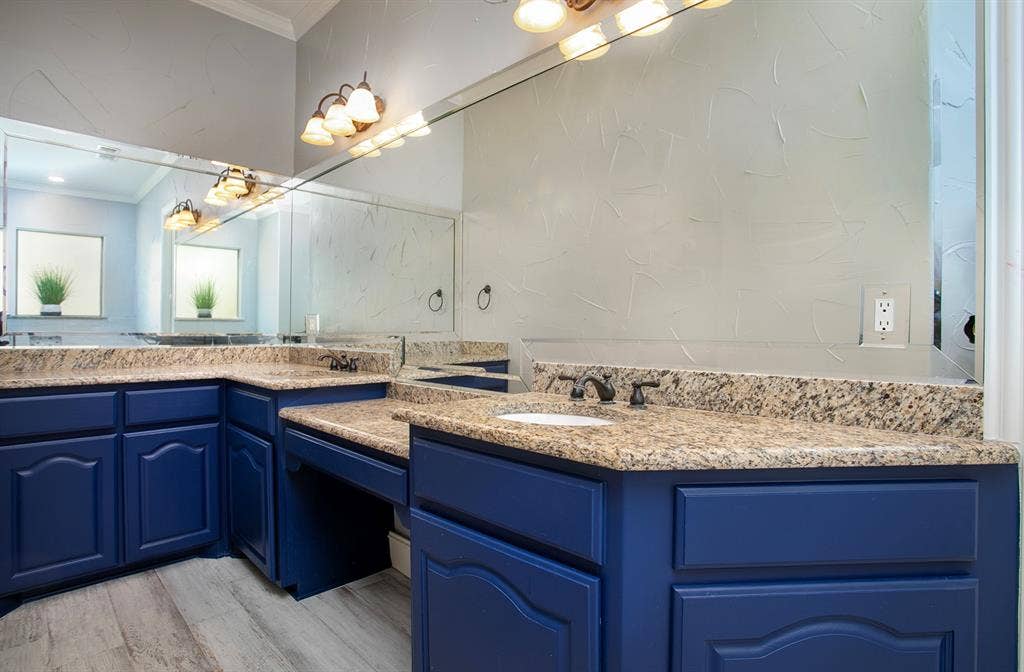 5200 Bayshore Drive, Athens, TX 75752 5200 Bayshore Drive, Athens, TX 75752