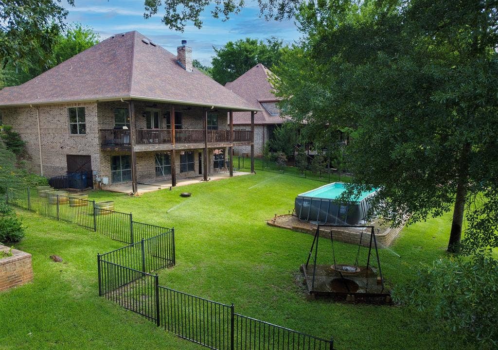 5200 Bayshore Drive, Athens, TX 75752 5200 Bayshore Drive, Athens, TX 75752