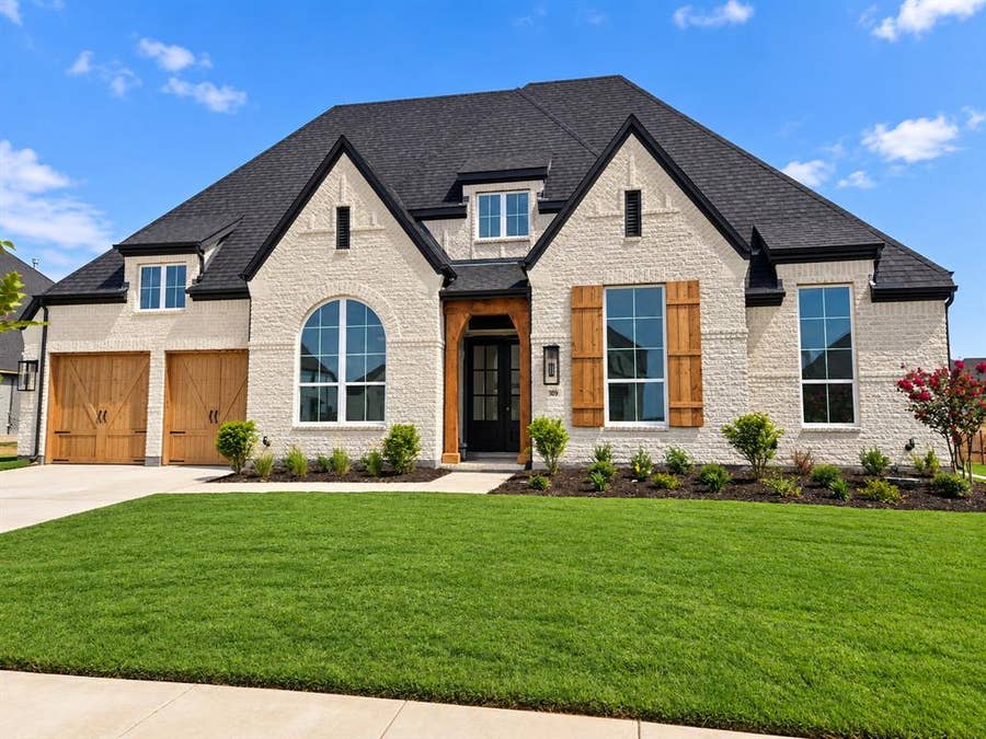 Property photo for 309 Mercury Court, Northlake, TX
