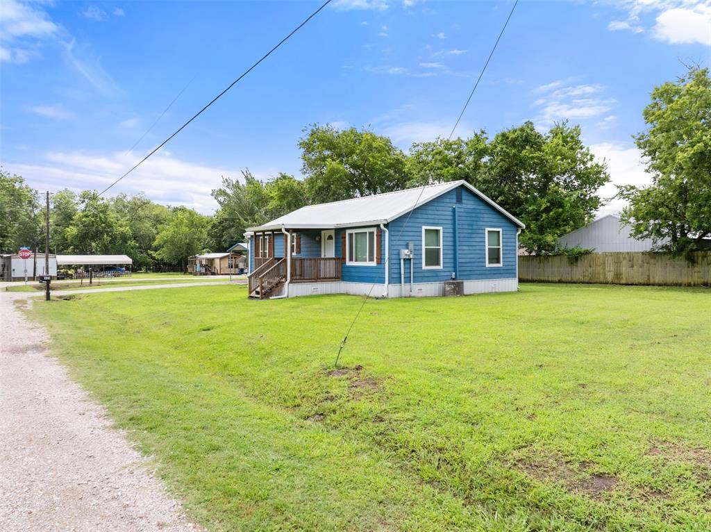 103 New Street, Lone Oak, TX 75453 103 New Street, Lone Oak, TX 75453